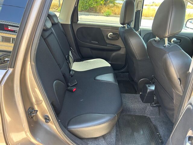 NISSAN NOTE TEKNA 1.4 PETROL SPANISH RHD IN SPAIN 74000 MILES SUPERB 2013